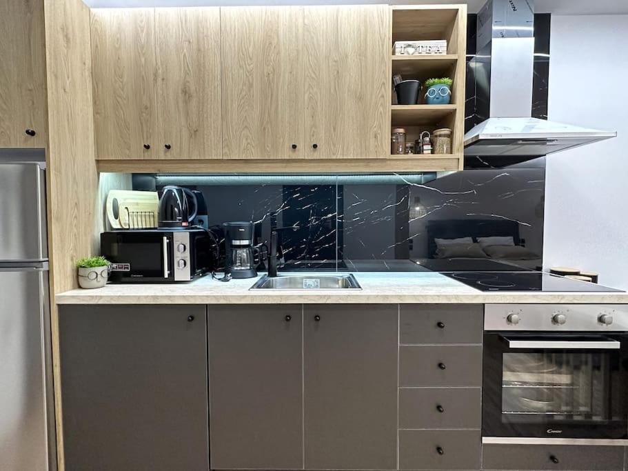 Oasis Luxury Apartments Erétria Dış mekan fotoğraf