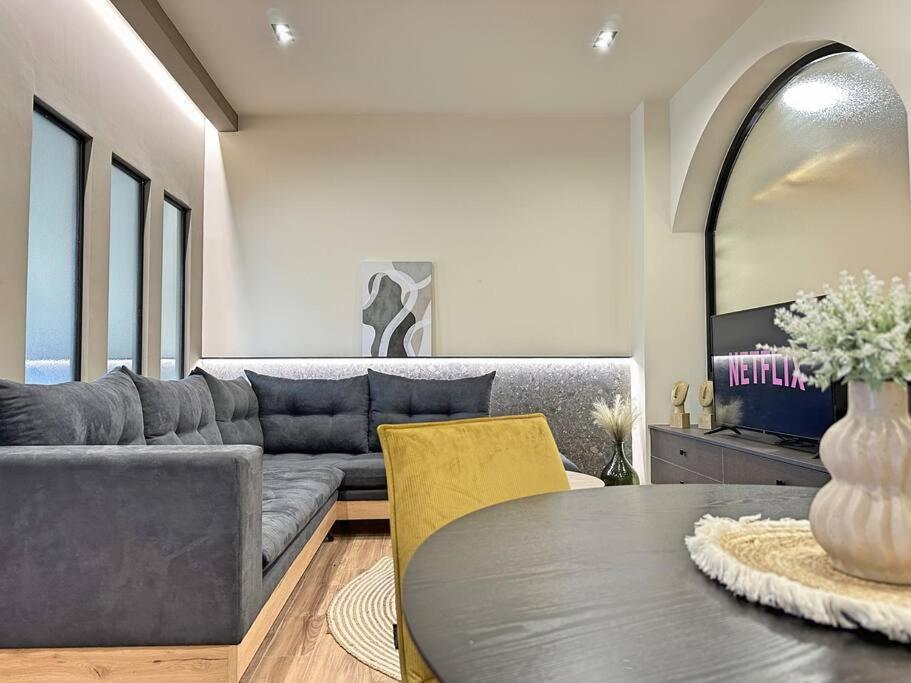 Oasis Luxury Apartments Erétria Dış mekan fotoğraf